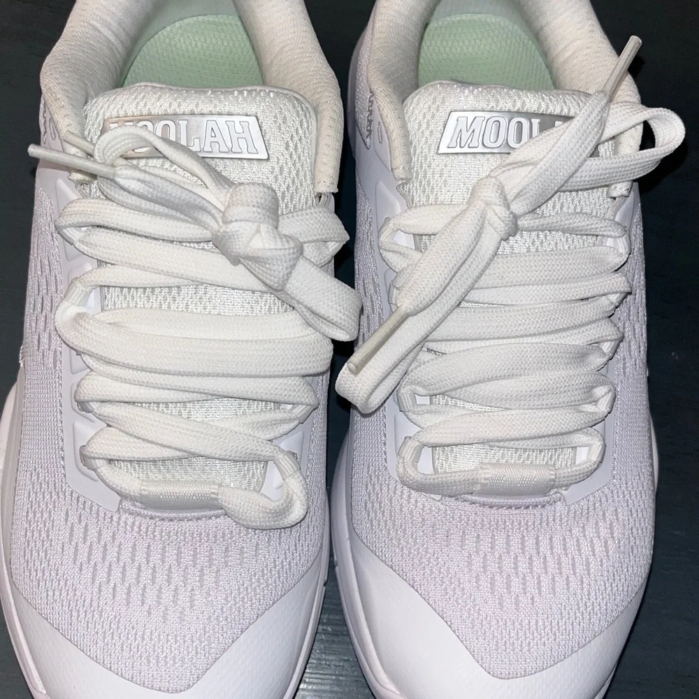 Moolah Kicks Neovolt Low Women's Basketball Shoes White Pro V2 Size Woman's 6